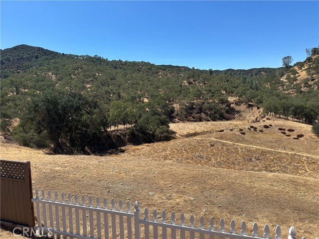 5101 Bluebird Lane, Paso Robles CA: https://media.crmls.org/medias/8e37768c-ca44-4c62-9f4b-4047a89fe52c.jpg
