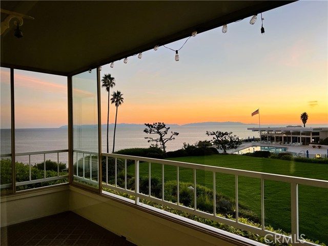 32759 Seagate Drive, Rancho Palos Verdes CA: https://media.crmls.org/medias/8e3827b9-21d6-411e-8e4e-2e08c0c5efc9.jpg