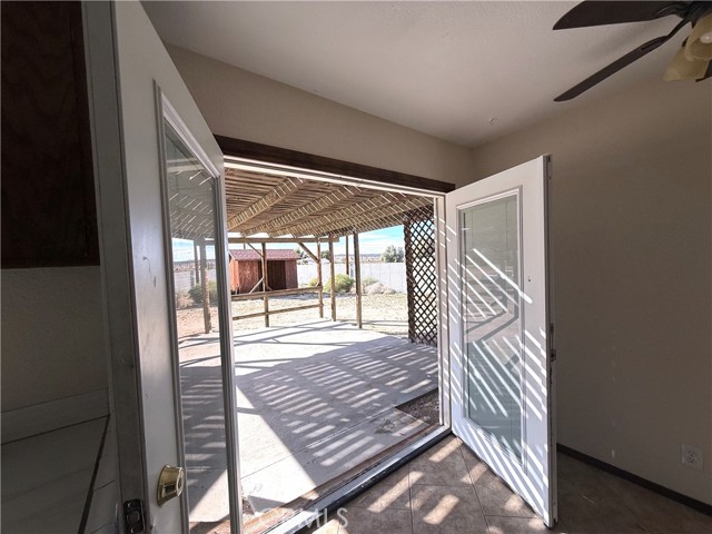 Detail Gallery Image 11 of 16 For 7004 El Sol Ave, Twentynine Palms,  CA 92277 - 2 Beds | 1 Baths
