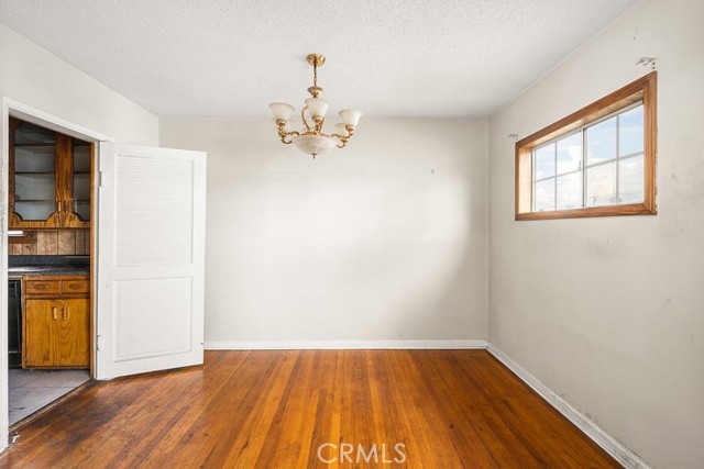 Detail Gallery Image 9 of 41 For 1504 S California Ave, Compton,  CA 90221 - 3 Beds | 2 Baths