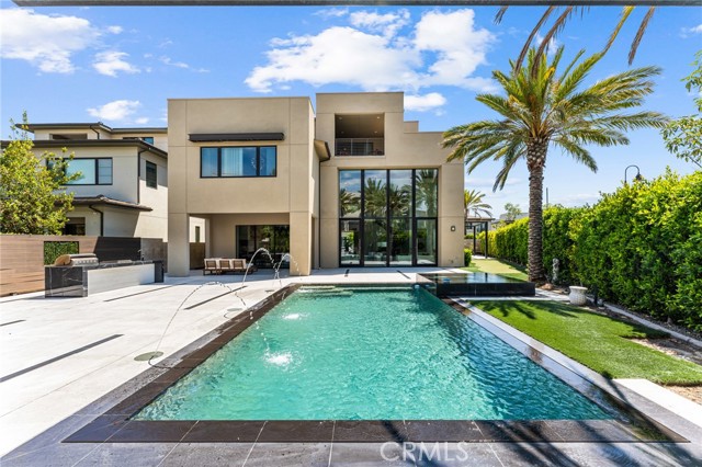 61 Hartman, Irvine CA: https://media.crmls.org/medias/8e3a6c45-3f4f-4bac-bcaa-9a403b2fe678.jpg