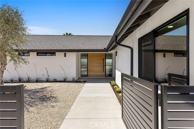 Detail Gallery Image 4 of 74 For 820 Calle Mendoza, San Clemente,  CA 92672 - 4 Beds | 3 Baths