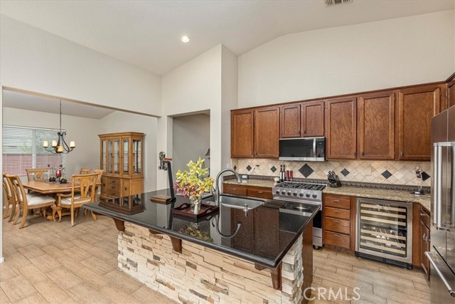 Detail Gallery Image 10 of 42 For 31955 Avenida Mallari, Temecula,  CA 92591 - 3 Beds | 2 Baths