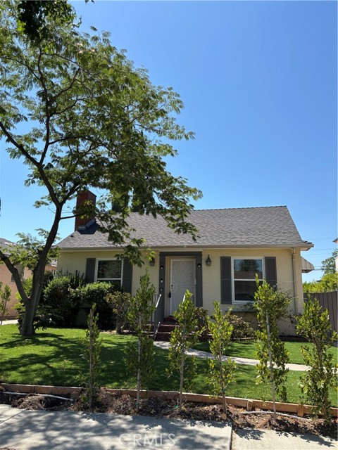 5071 Enfield Avenue, Encino CA: https://media.crmls.org/medias/8e3cc729-3c80-498a-8043-ac44ef13b752.jpg