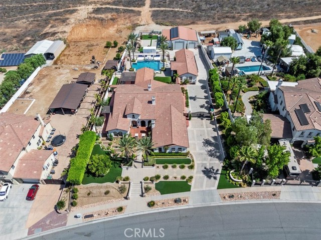 16850 Nandina Avenue, Riverside CA: https://media.crmls.org/medias/8e3d4c91-4791-4bcf-8917-94a959b6f93f.jpg