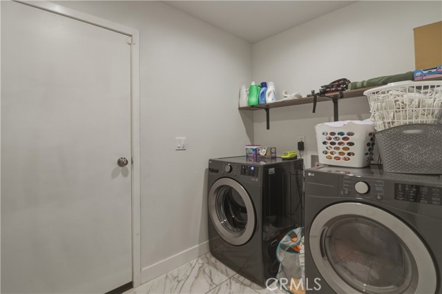 Detail Gallery Image 19 of 22 For 15688 Winnebago, Apple Valley,  CA 92307 - 4 Beds | 2/1 Baths