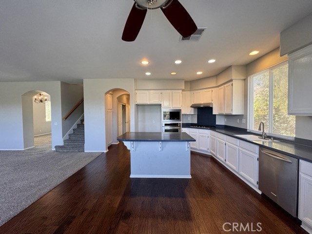 Detail Gallery Image 19 of 56 For 41713 Niblick Rd, Temecula,  CA 92591 - 5 Beds | 3/1 Baths