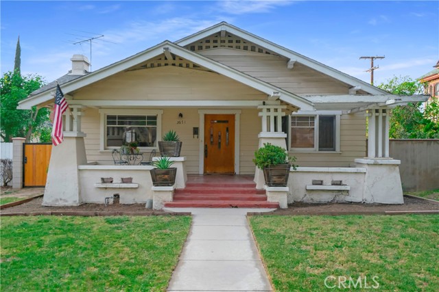 5671 Magnolia Ave, Riverside, CA 92506