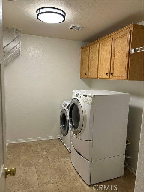 Detail Gallery Image 19 of 25 For 3186 Huula, Oceanside,  CA 92058 - 4 Beds | 2/1 Baths