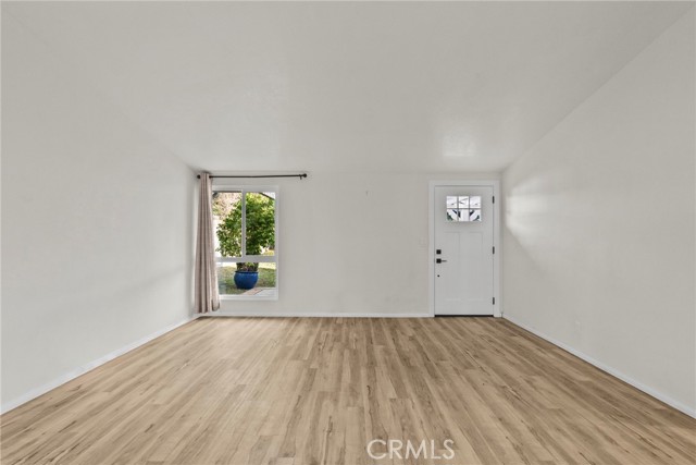 Detail Gallery Image 5 of 21 For 18851 Delight, Canyon Country,  CA 91351 - 3 Beds | 2 Baths