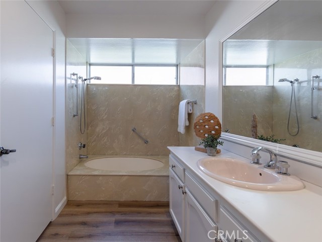 Detail Gallery Image 23 of 30 For 5456 Calle Pico #B,  Laguna Woods,  CA 92637 - 2 Beds | 2 Baths