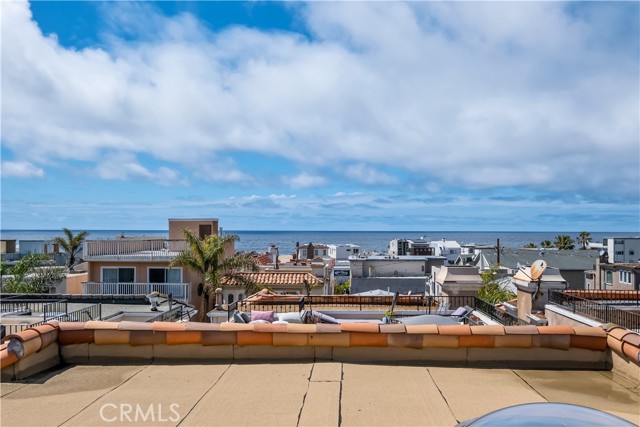 154 Manhattan Avenue, Hermosa Beach, California 90254, 3 Bedrooms Bedrooms, ,2 BathroomsBathrooms,Residential,Sold,Manhattan,SB22064844