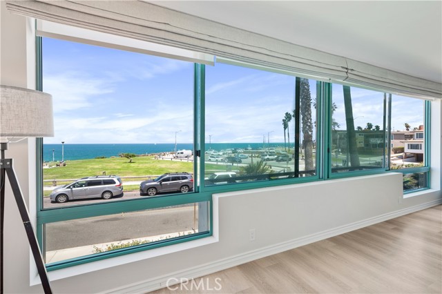 201 Calle Miramar, Redondo Beach CA: https://media.crmls.org/medias/8e3fdcf6-b54c-4b2f-8d58-c25b894c10a6.jpg