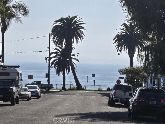 Street View to Beach