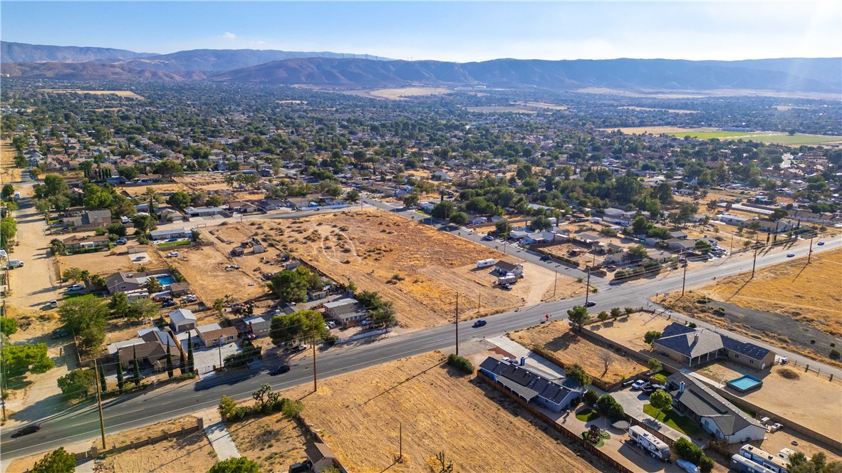 Detail Gallery Image 10 of 17 For 5158 W Avenue L, Lancaster,  CA 93536 - 2 Beds | 1 Baths