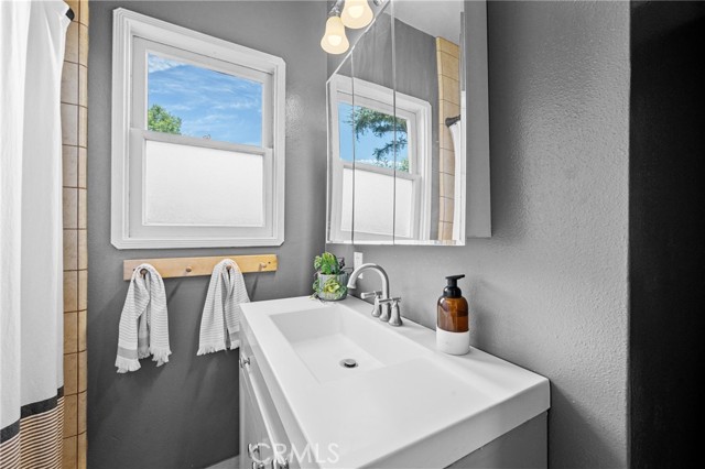 Detail Gallery Image 45 of 68 For 621 E 20th St, Santa Ana,  CA 92706 - 3 Beds | 2 Baths
