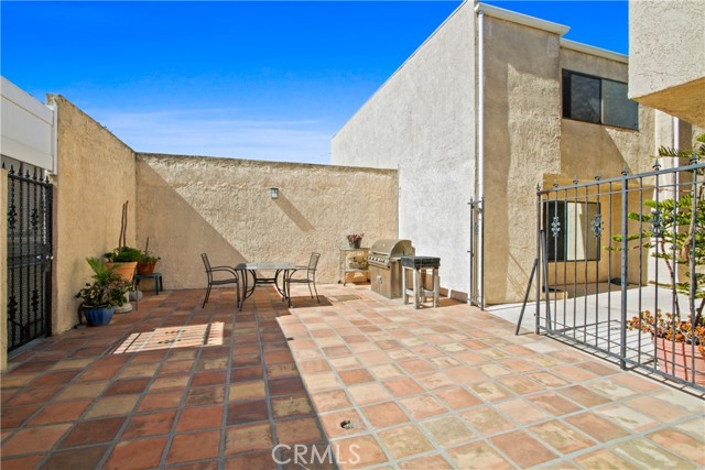 1100 E 4th Street H, Long Beach, CA, 90802 1100 E 4th Street H, Long Beach, CA, 90802