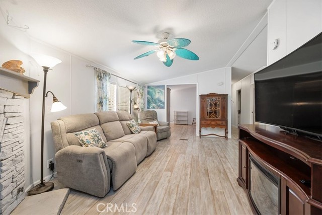 Detail Gallery Image 9 of 49 For 765 Mesa View Dr #226,  Arroyo Grande,  CA 93420 - 3 Beds | 2 Baths