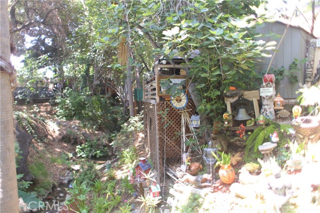 10799 Sherman Grove Avenue, Los Angeles CA: https://media.crmls.org/medias/8e425882-11d9-4bba-affa-e03024632237.jpg