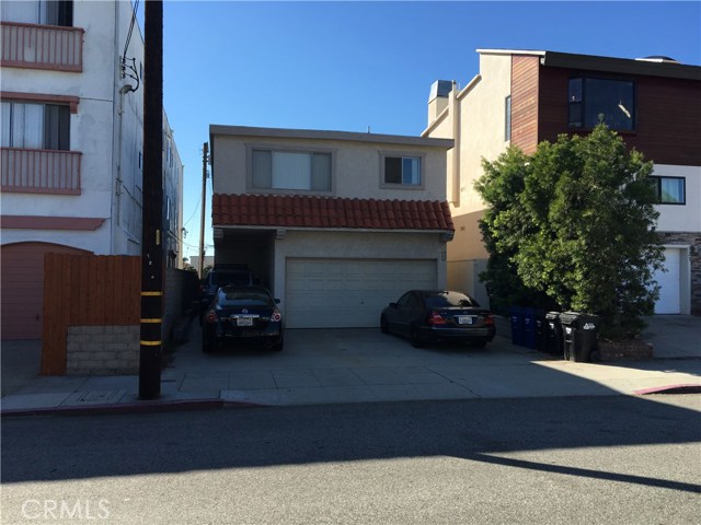 113 Monterey Boulevard, Hermosa Beach, California 90254, ,Residential Income,Sold,Monterey,SB17006177