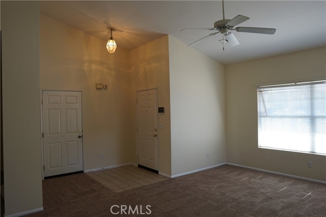 4611 Orange Drive, San Bernardino CA: https://media.crmls.org/medias/8e433b64-0a01-4769-89d1-8a546ab5368e.jpg