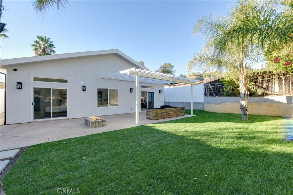 22237 Buena Ventura Street