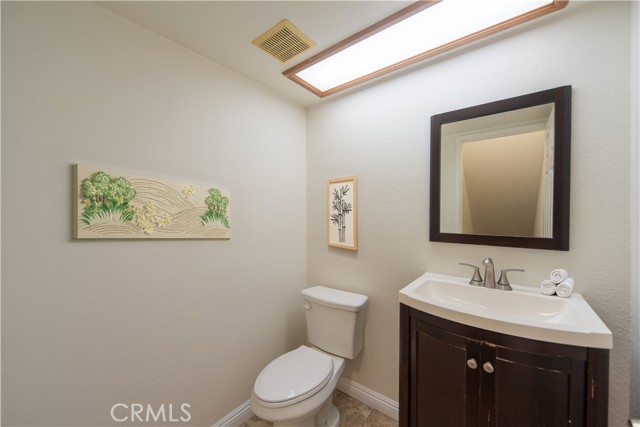 Detail Gallery Image 16 of 33 For 401 W 220th St #58,  Carson,  CA 90745 - 3 Beds | 3 Baths