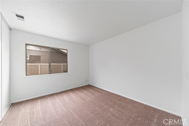 701 Black Oak Circle, Corona CA: https://media.crmls.org/medias/8e43ec20-7504-4bc8-87d9-998505d455cb.jpg