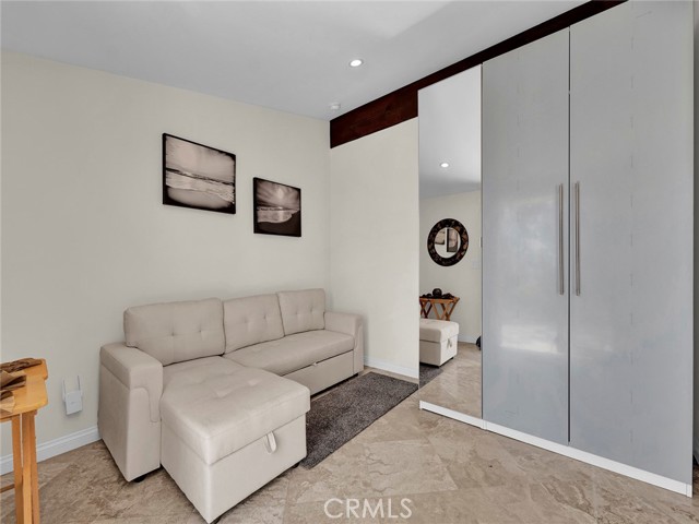 20537 Little Rock Way, Malibu CA: https://media.crmls.org/medias/8e43ecd2-778c-49de-bf6a-42d5fa6552ba.jpg