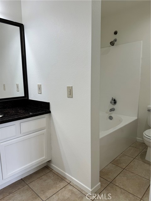 Detail Gallery Image 9 of 12 For 3440 Hathaway Ave #323,  Long Beach,  CA 90815 - 1 Beds | 1 Baths