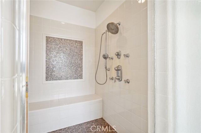 Detail Gallery Image 37 of 70 For 8351 Sanctuary Dr, Corona,  CA 92883 - 5 Beds | 4/1 Baths