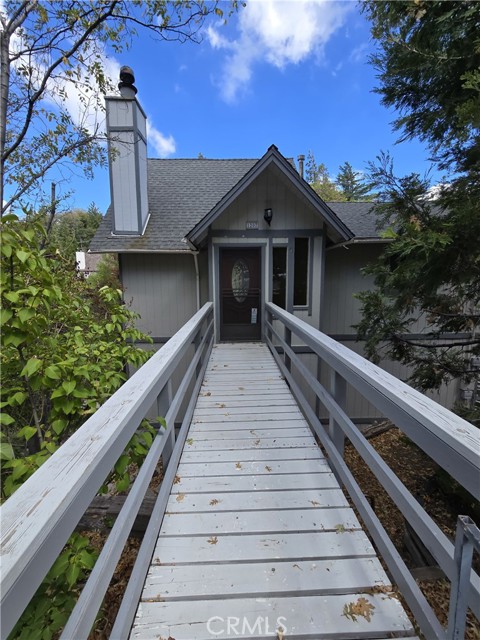 1207 Aleutian, Lake Arrowhead CA: https://media.crmls.org/medias/8e44ab7b-2168-429a-9b7e-5070a87c6b92.jpg