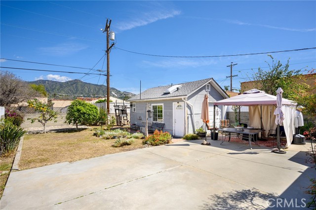 743 Omar Street photo 5