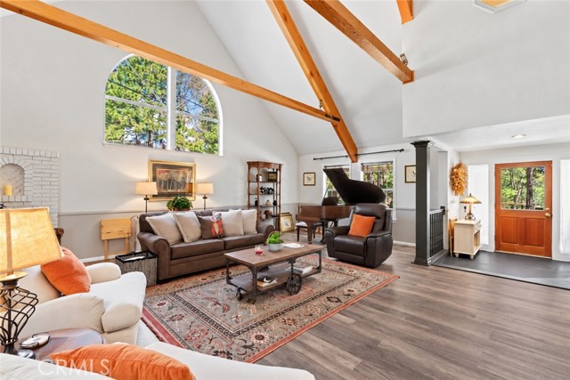 27847 St Bernard, Lake Arrowhead, CA 92352