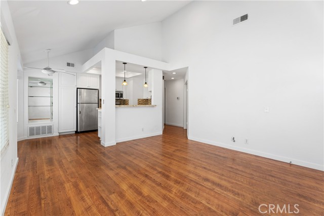 Detail Gallery Image 5 of 32 For 5722 E Stillwater Ave #18,  Orange,  CA 92869 - 2 Beds | 2 Baths