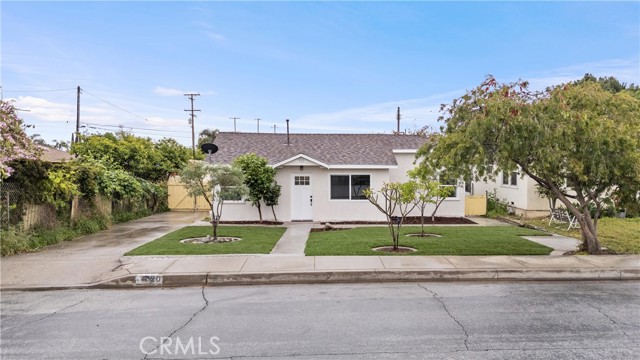 Detail Gallery Image 2 of 36 For 920 W Hollyvale St, Azusa,  CA 91702 - 2 Beds | 2 Baths