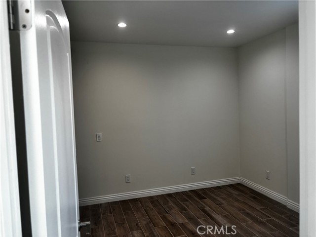 Detail Gallery Image 27 of 35 For 8644 N Corbin Ave, Northridge,  CA 91324 - 3 Beds | 3 Baths