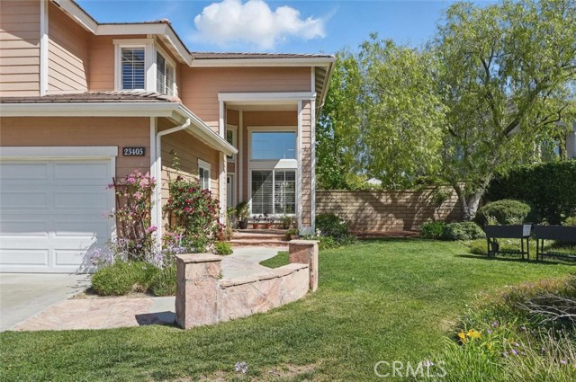 23405 Winslow Place, Valencia CA: https://media.crmls.org/medias/8e47ad3e-7857-4fc8-894b-2a51ded977e7.jpg