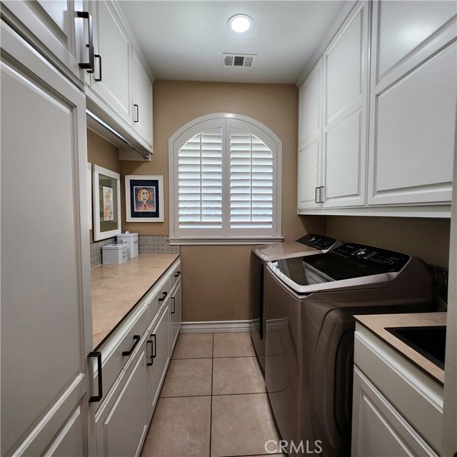 30295 Little Harbor Drive, Canyon Lake CA: https://media.crmls.org/medias/8e47c66e-d353-4dfb-aa07-fd4e63dfd06e.jpg
