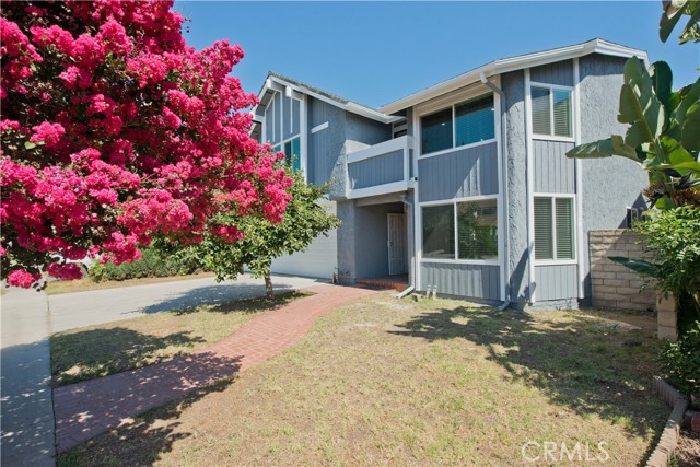 20227 Elkwood Street, Winnetka CA: https://media.crmls.org/medias/8e486b25-6bd2-40b1-b39e-338d627d2163.jpg