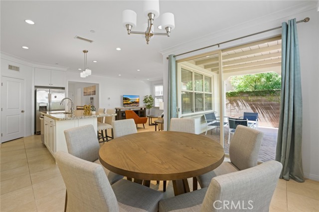 Detail Gallery Image 7 of 35 For 213 Cedarwood, Irvine,  CA 92620 - 4 Beds | 4 Baths