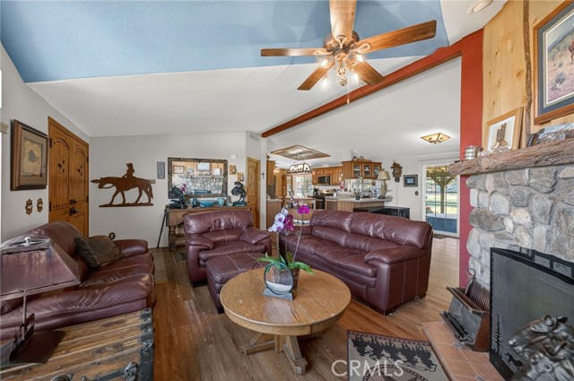 Image 14 of 75 For 31420 Palm Avenue