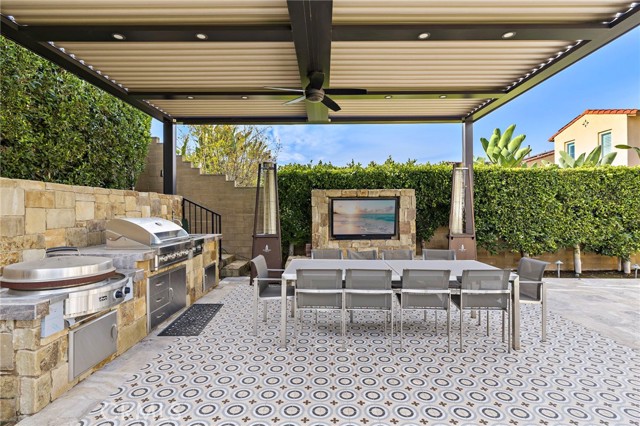 Detail Gallery Image 18 of 45 For 108 Grassblade, Irvine,  CA 92618 - 4 Beds | 4/1 Baths