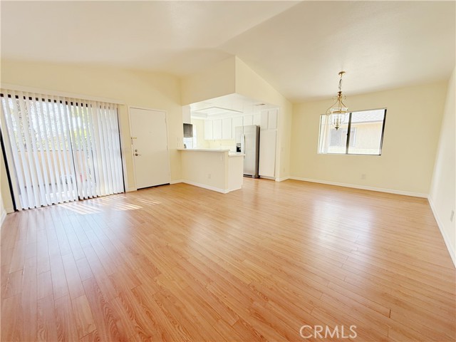 Detail Gallery Image 4 of 12 For 21715 Laurelrim Dr #B,  Diamond Bar,  CA 91765 - 2 Beds | 1 Baths