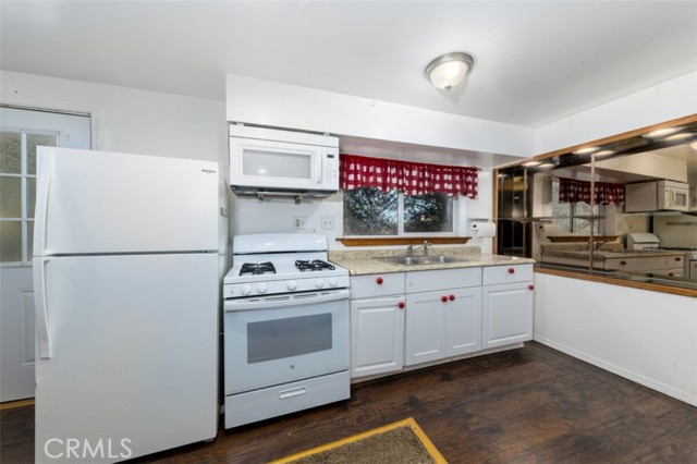 Detail Gallery Image 31 of 34 For 129 Zermatt Dr, Crestline,  CA 92325 - – Beds | – Baths