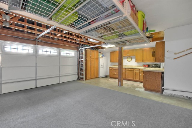 13563 Meadow Crest Drive, Chino Hills CA: https://media.crmls.org/medias/8e4da3cb-0da8-49a6-8bad-dd361570c127.jpg