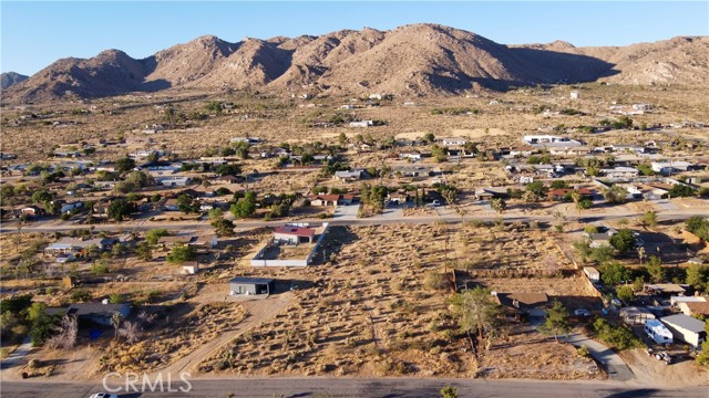 Detail Gallery Image 3 of 20 For 60255 Natoma Trl, Joshua Tree,  CA 92252 - – Beds | – Baths