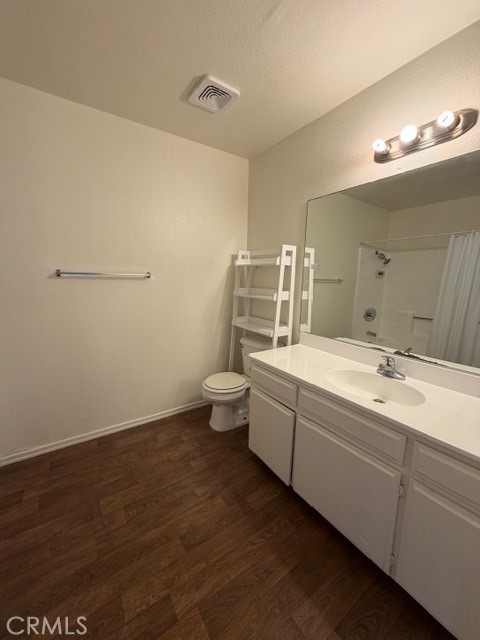 Detail Gallery Image 10 of 13 For 1530 West 204 St #3,  Torrance,  CA 90501 - 2 Beds | 1 Baths