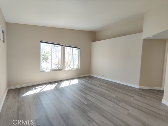 Detail Gallery Image 31 of 37 For 511 N Pageant Dr #F,  Orange,  CA 92869 - 3 Beds | 2/1 Baths