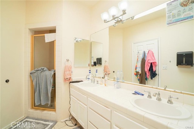 Detail Gallery Image 16 of 24 For 19404 Roscoe, Northridge,  CA 91324 - 5 Beds | 4 Baths